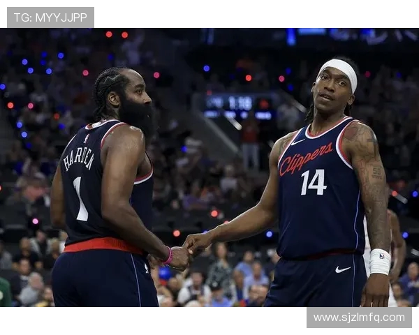 国王迎战快船焦点对决两队力拼胜利看谁能够笑到最后