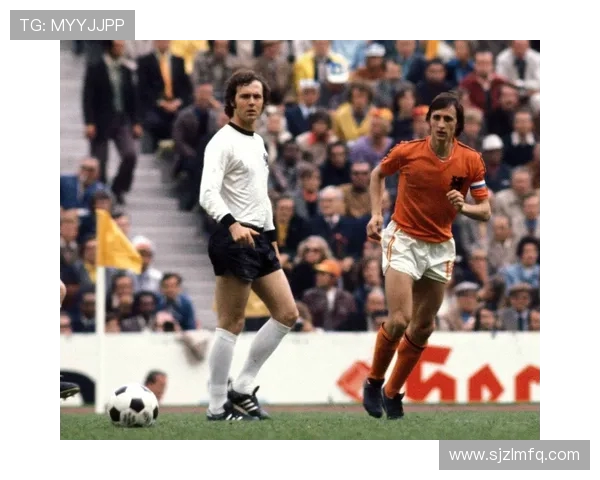 弗朗茨·贝肯鲍尔:传奇足球生涯与战术革新的全面解析 弗朗茨·贝肯鲍尔:传奇足球生涯与战术革新的全面解析