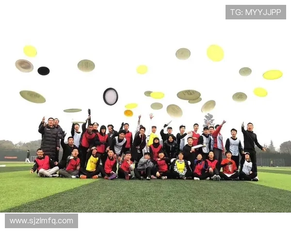 南京飞盘队与广州飞盘队赛后复盘分析团队配合与战术执行的关键要素